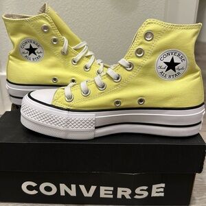“Lemon” platform converse sneaker. NEW.